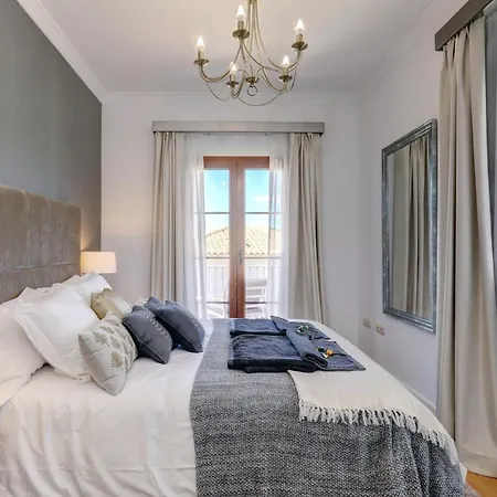 Casa Fiona Villa *